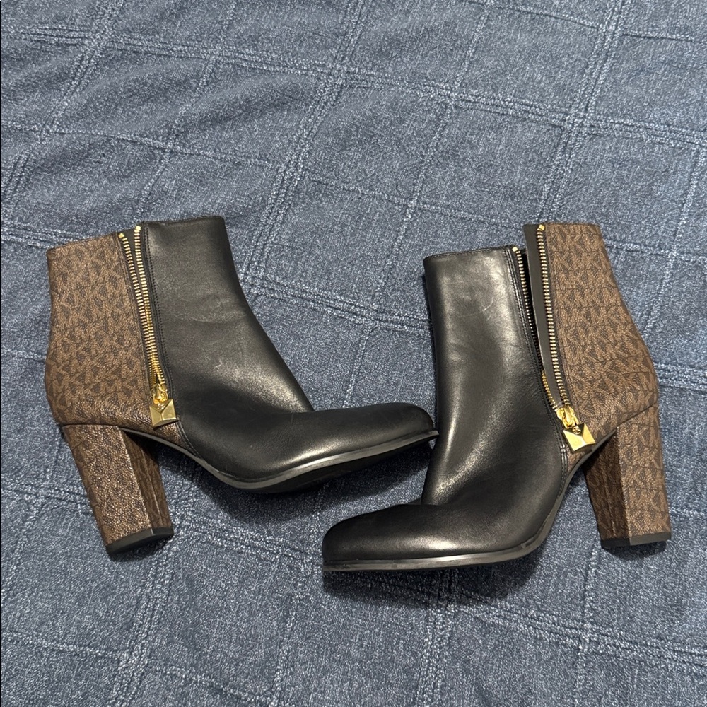 Michael Kors Black and Brown Heeled Boots (8M)